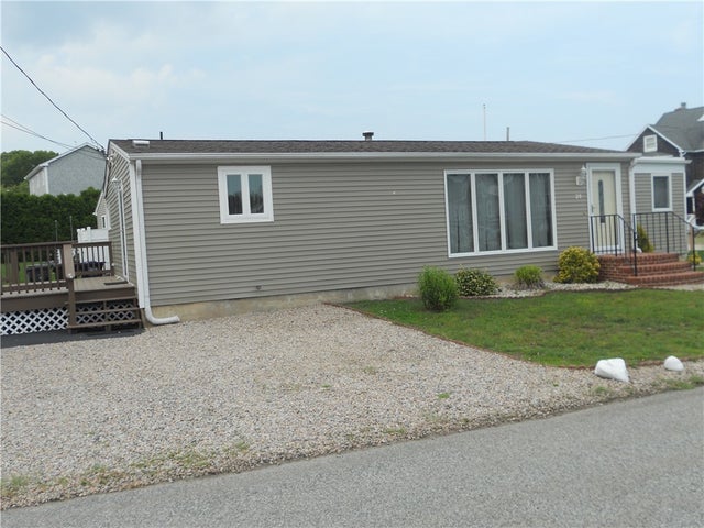 20 Anchorage Rd, Narragansett