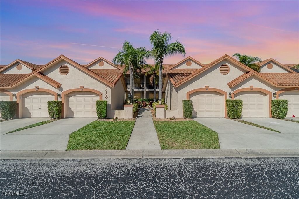 13120 Cross Creek Blvd 208, Fort Myers