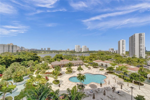 3 of 98 - 20281 E Country Club Dr 607, Aventura, FL