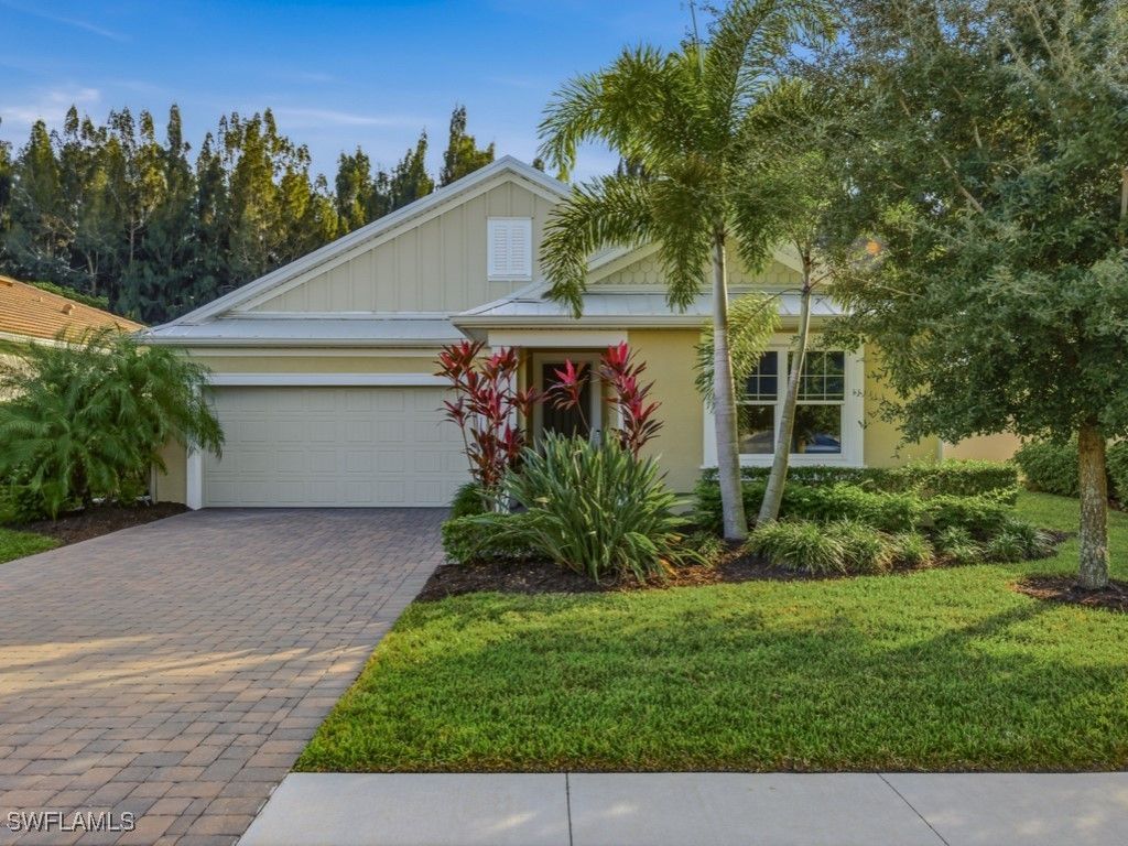 14567 Topsail Dr, Naples