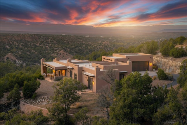 59 Lodge Trail, Santa Fe
