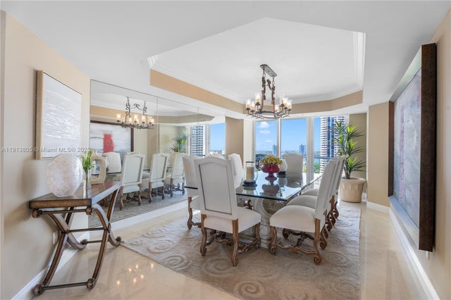 5 of 36 - 2600 Island Blvd 1605, Aventura, FL