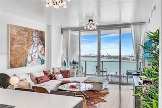 Photo of Listing #A11914575