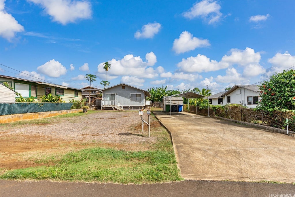 67-446 Kioe Street, Waialua