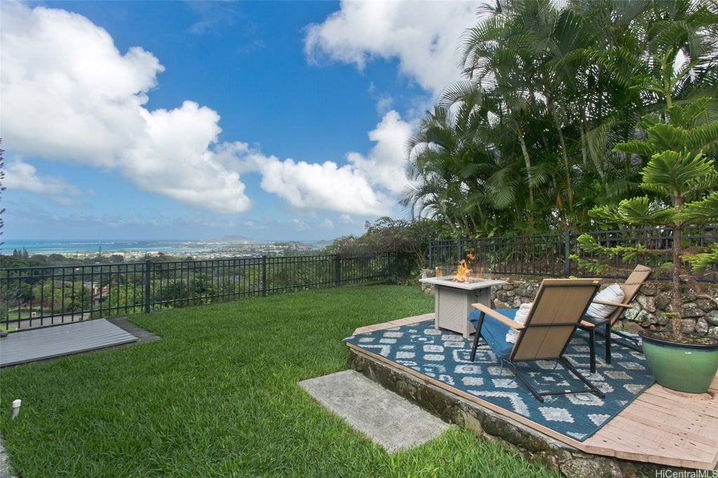 46-450 Hulupala Place, Kaneohe