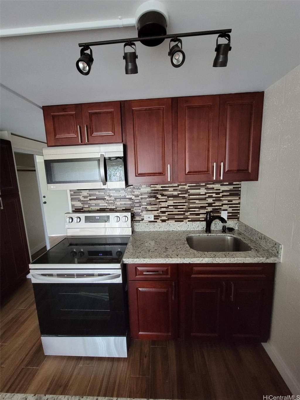 (unit #c246) 85-175 Farrington Highway, Waianae