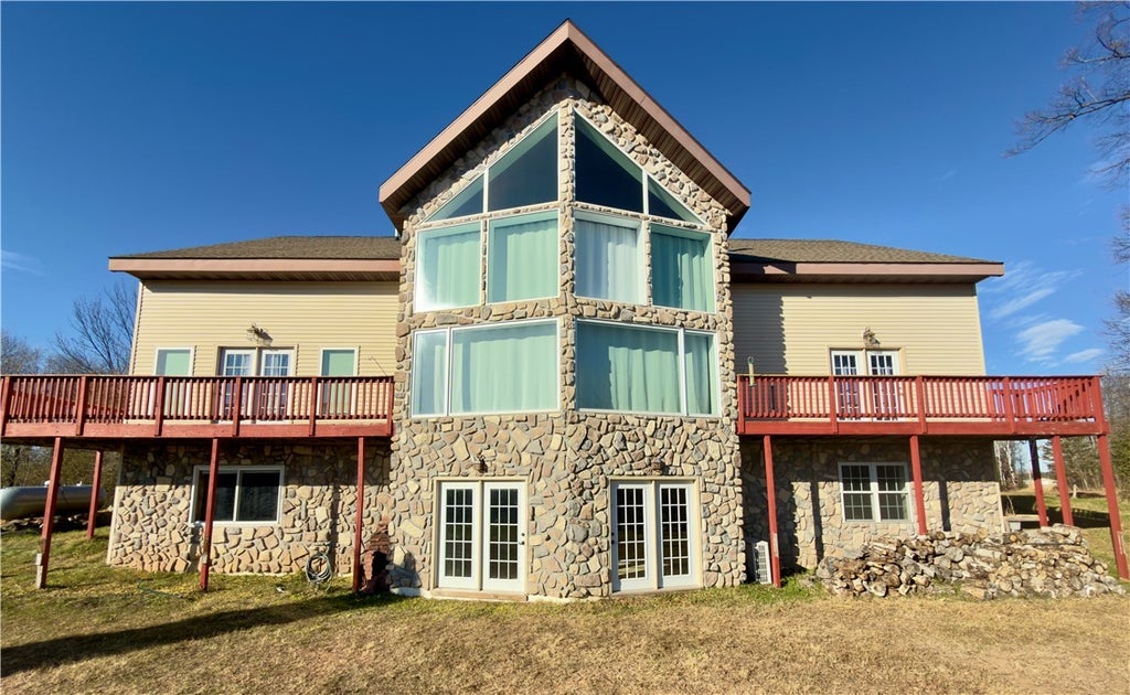 1816 300th Avenue, Frederic