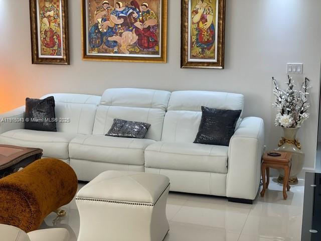 5 of 52 - 19707 W Turnberry Way 26d, Aventura, FL