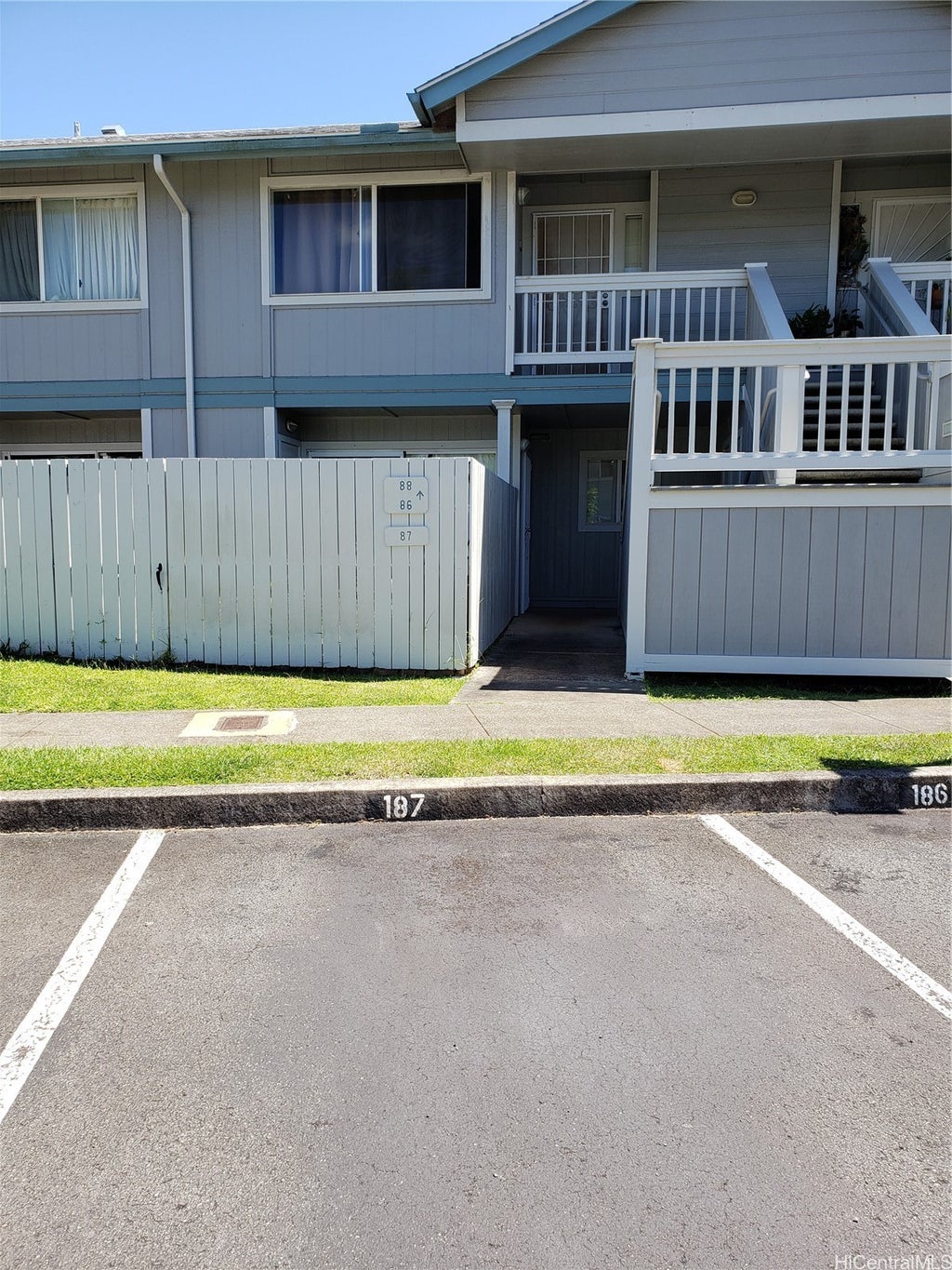 (unit #88) 95-1141 Makaikai Street, Mililani