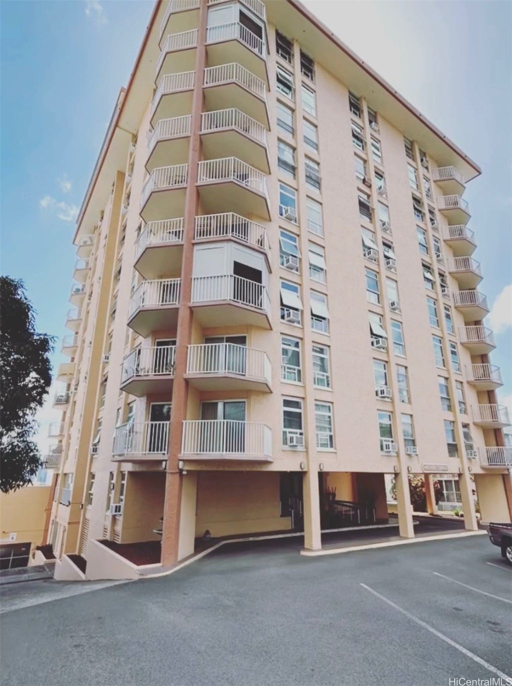 (unit #306) 1031 Maunaihi Place, Honolulu