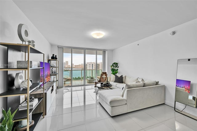 2 of 42 - 3330 Ne 190th St 1217, Aventura, FL