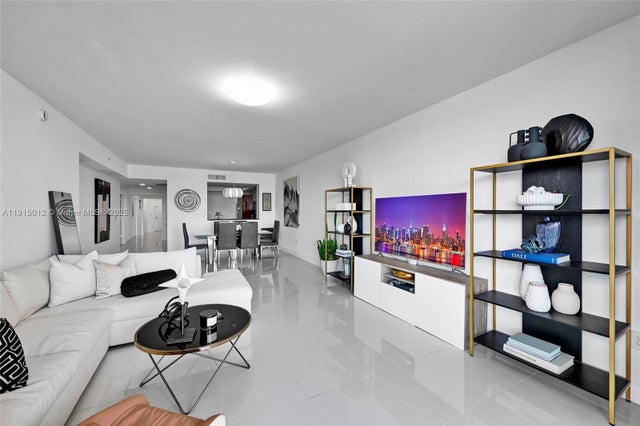 3 of 42 - 3330 Ne 190th St 1217, Aventura, FL