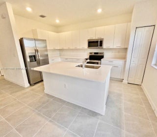 Photo of Listing #A11877906