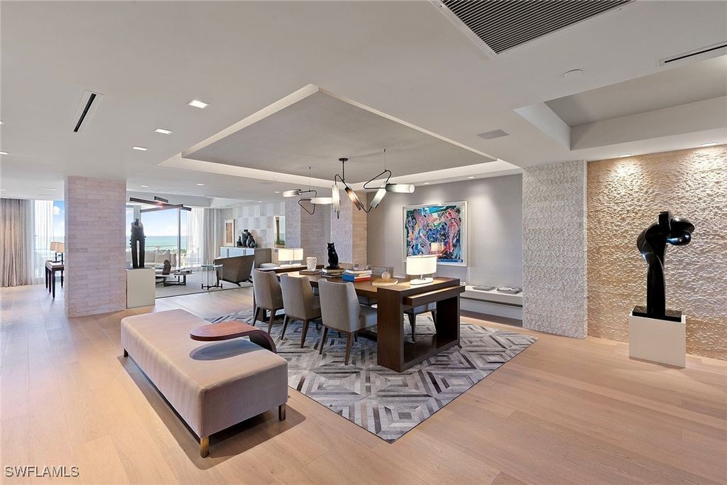 6897 Grenadier Blvd 902, Naples