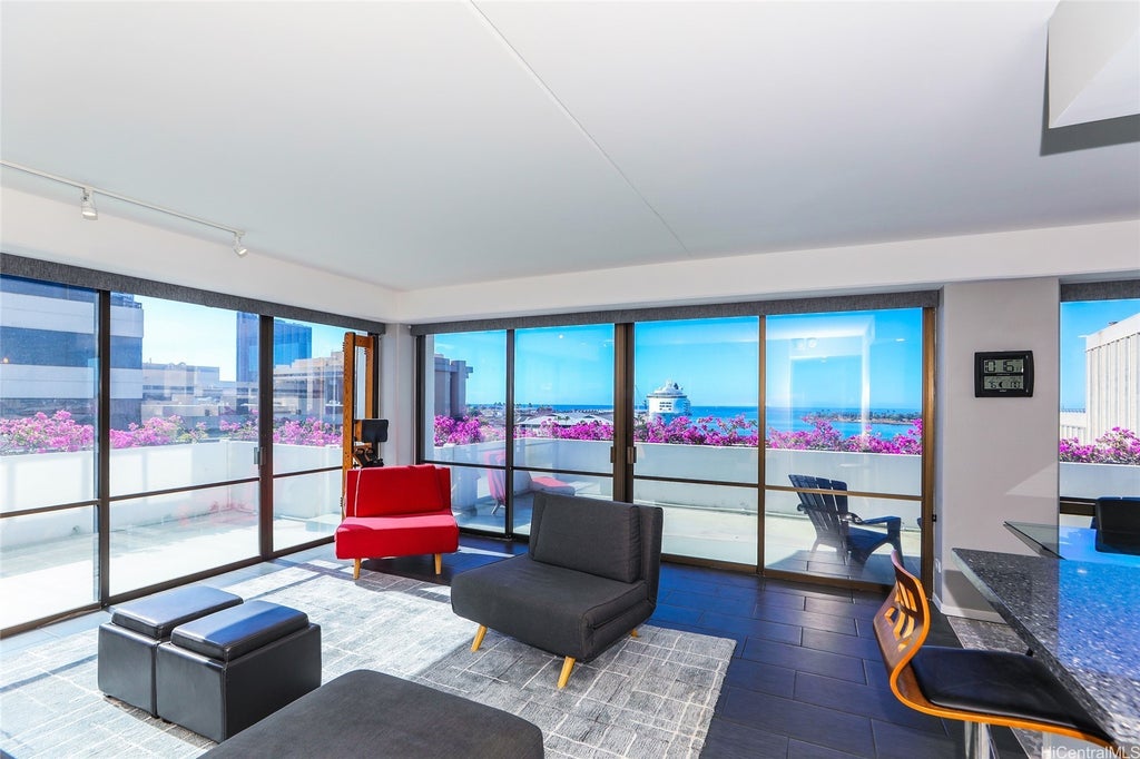 (unit #709) 700 Richards Street, Honolulu