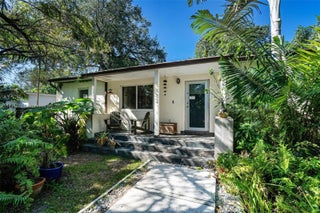 Photo of Listing #A11915772