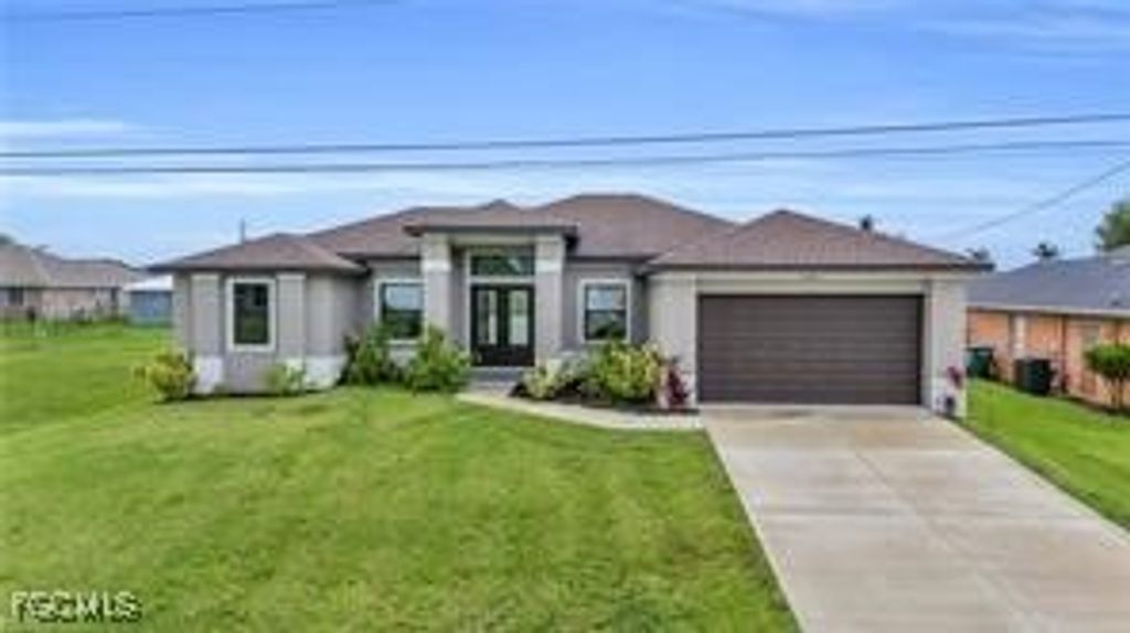 3737 Sw 2nd St, Cape Coral
