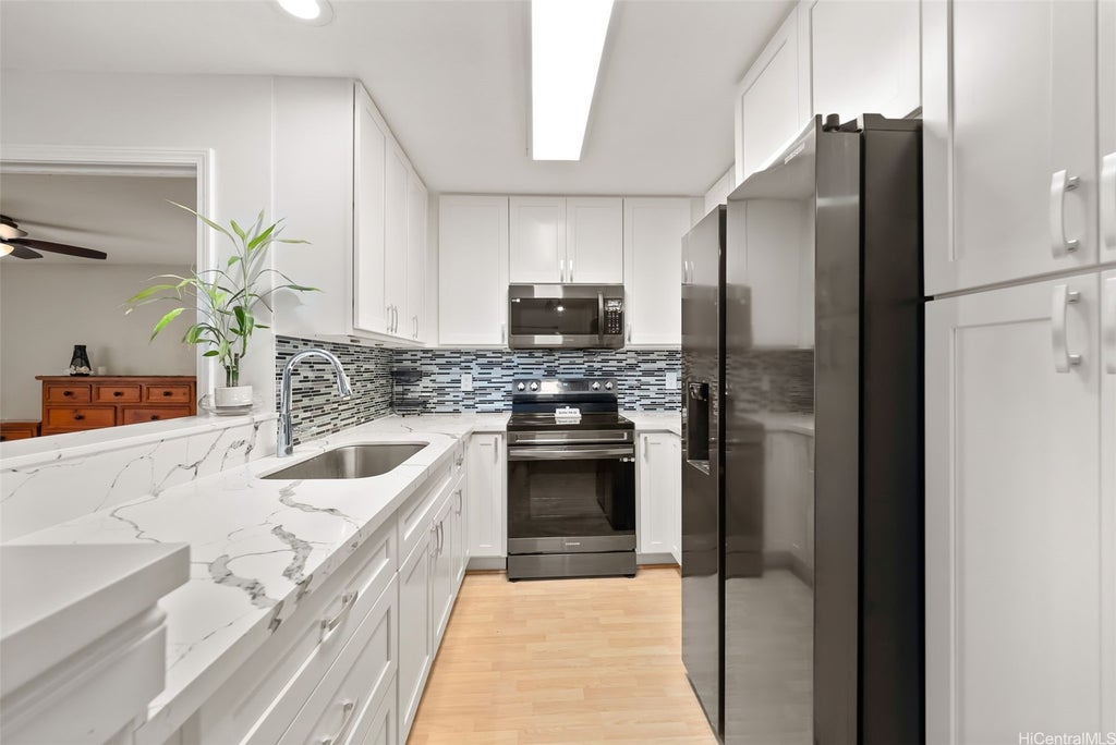 (unit #f201) 95-270 Waikalani Drive, Mililani