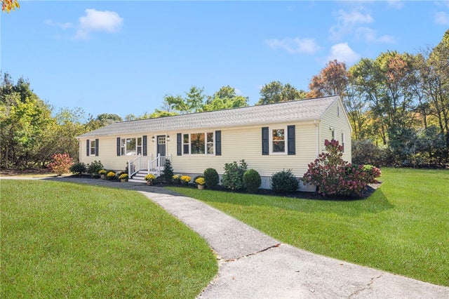620 Dry Bridge Rd, North Kingstown