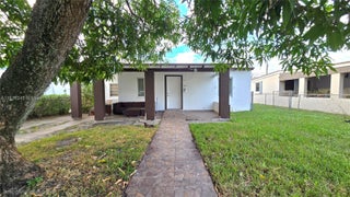 Photo of Listing #A11916245