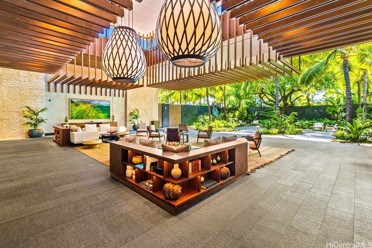 Photo of Listing #202525737