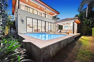 Photo of Listing #A11915030