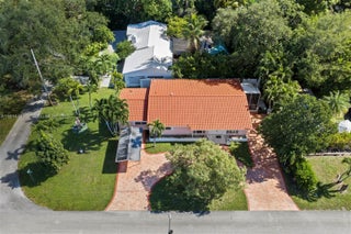 Photo of Listing #A11914430