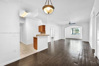 Photo of Listing #A11915152