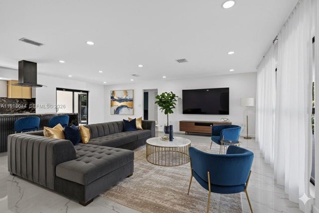 5208 Monroe St, Hollywood