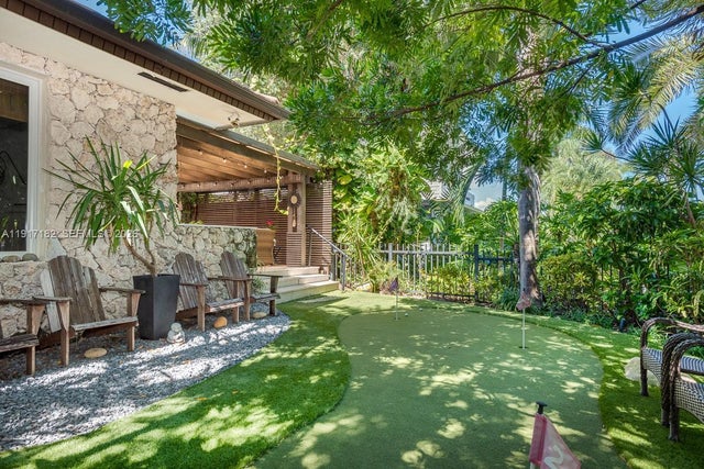 3 of 27 - 9400 E Broadview Dr, Bay Harbor Islands, FL