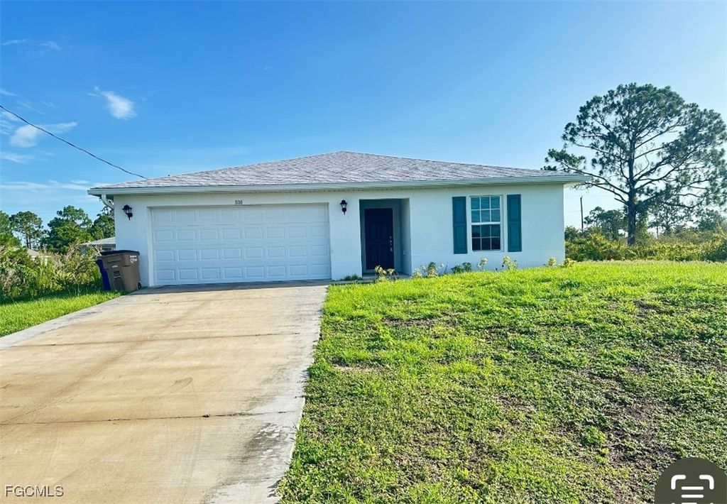 3108 64th St W, LEHIGH ACRES