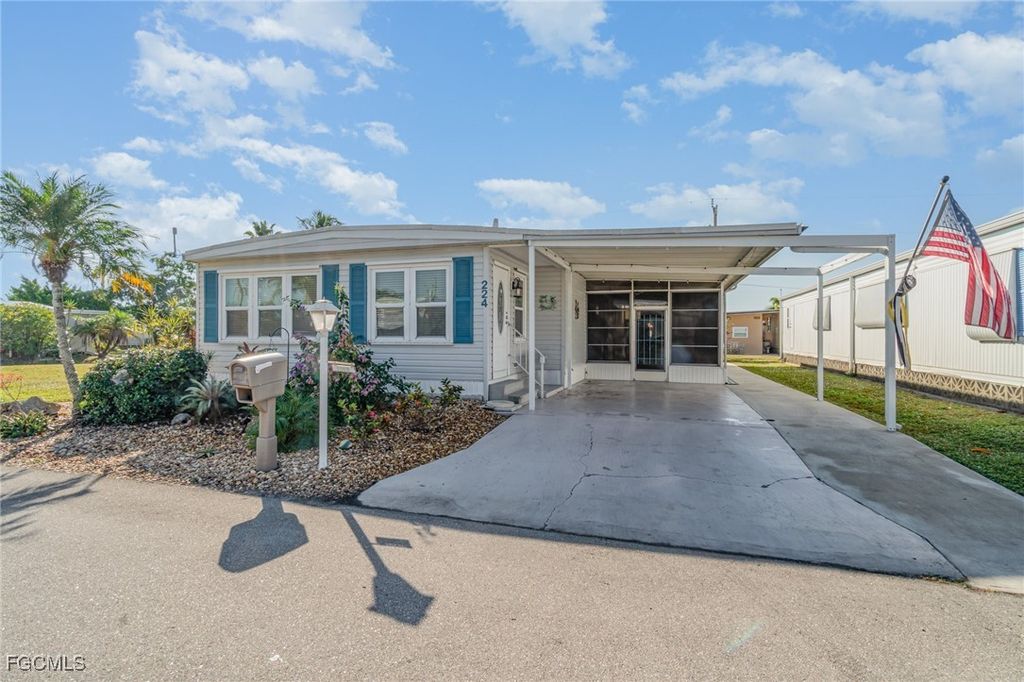 5508 Colonial Rd, NORTH FORT MYERS