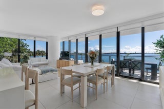 Photo of Listing #A11905862