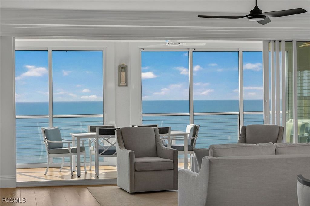 2549 W Gulf Dr 206, Sanibel