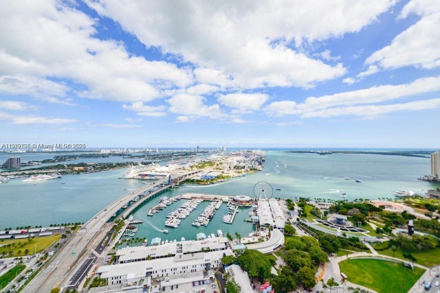 398 Ne 5th St 4210, Miami