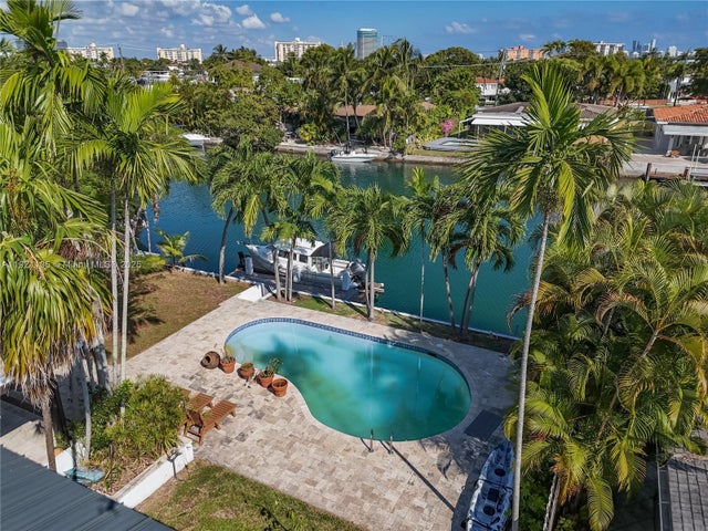 3 of 31 - 12545 Palm Rd, North Miami, FL