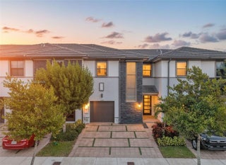 Photo of Listing #A11921343