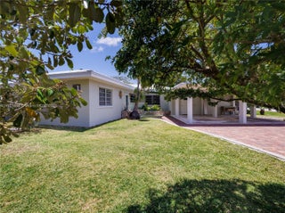 Photo of Listing #A11921514