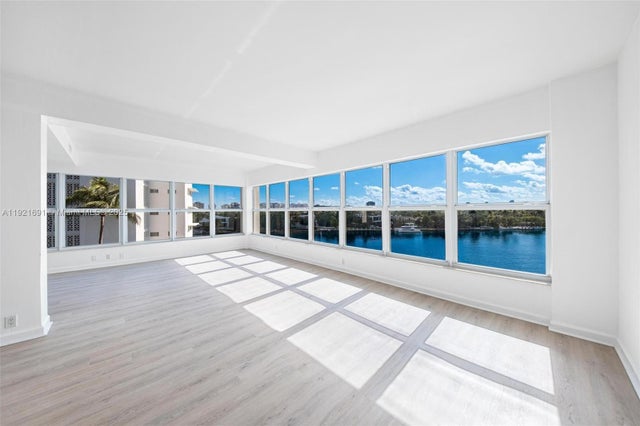 3 of 46 - 9100 W Bay Harbor Dr 5a, Bay Harbor Islands, FL