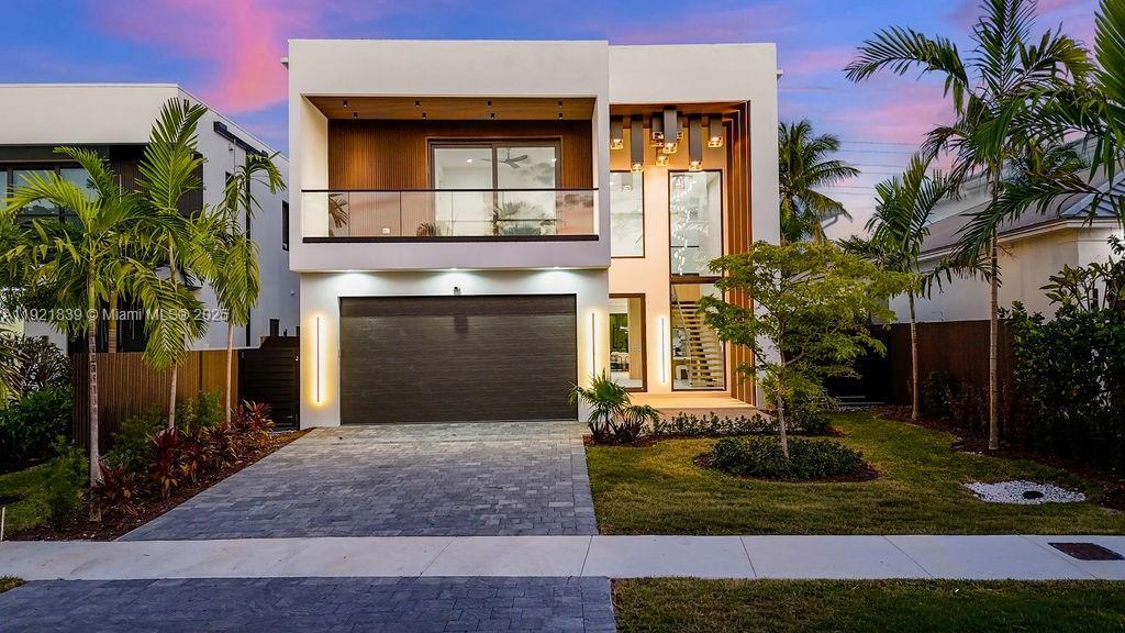 618 Ne 17th Way, Fort Lauderdale