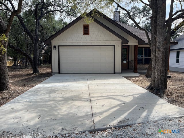 12 Sunshine Circle, Wimberley