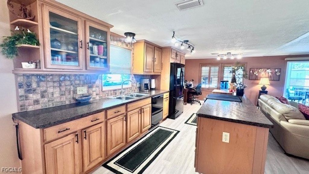 14590 Paul Revere Loop, NORTH FORT MYERS