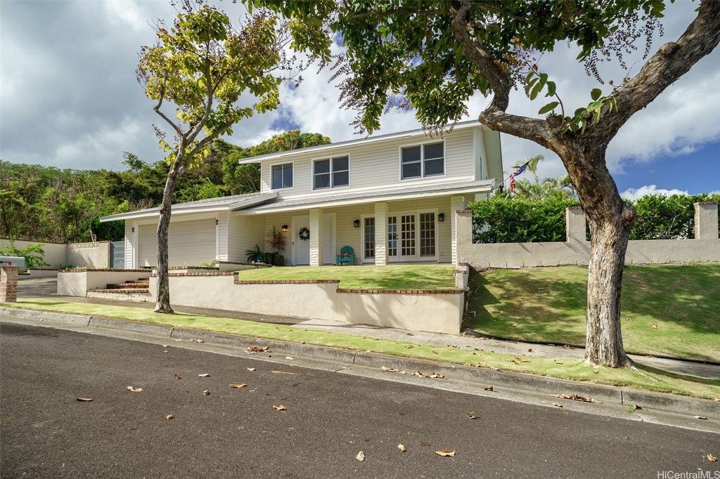 1307 Noninui Place, Kailua