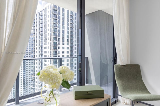 159 Ne 6th St 3002, Miami