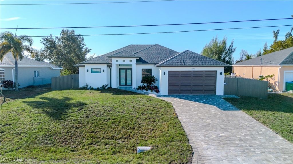 1820 Sw 2nd St, Cape Coral