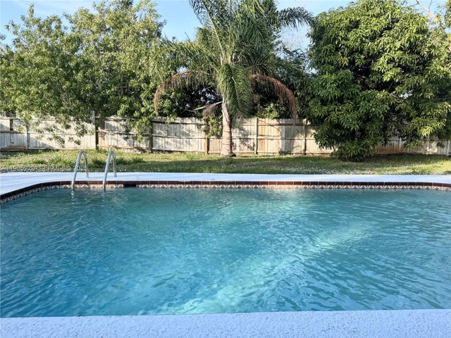 Photo of Listing #A11905279