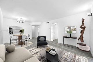 Photo of Listing #A11922362