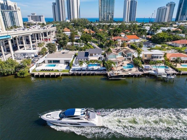 2 of 83 - 19140 N Bay Rd, Sunny Isles Beach, FL