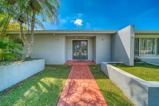 3 of 48 - 10860 Sw 124th Rd, Miami, FL