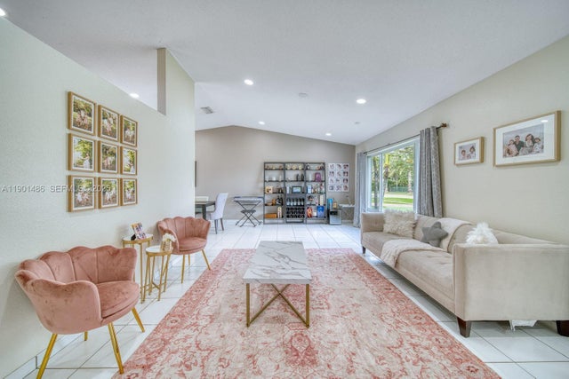 5 of 48 - 10860 Sw 124th Rd, Miami, FL